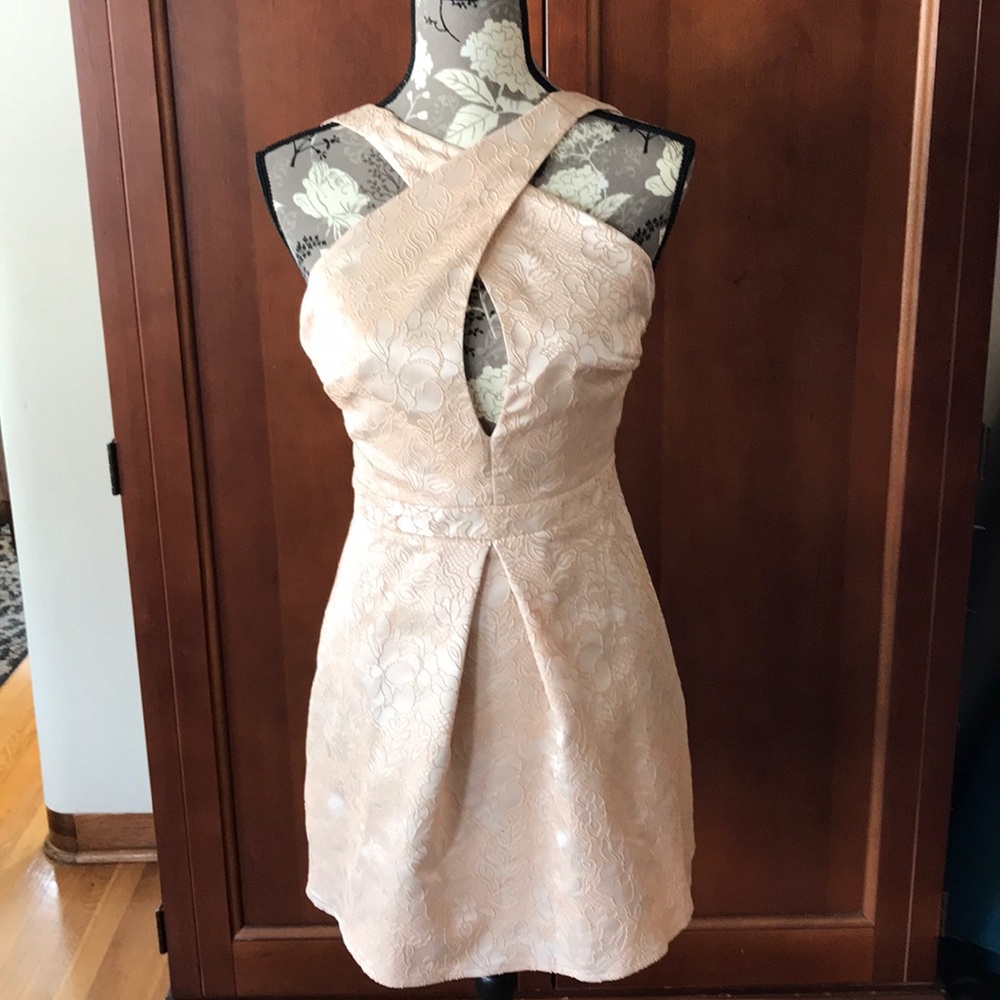 Misguided nude jacquard skater dress Sz 6